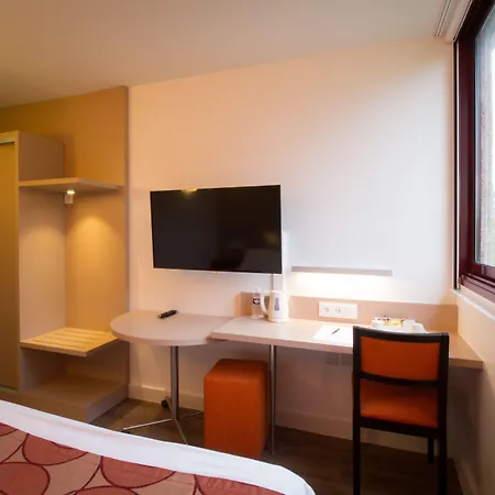 מלון Kyriad - D'abeau Bourgoin Jallieu 3*