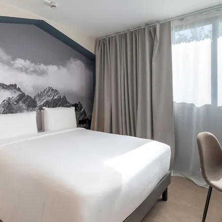 Hotel Kyriad - D'abeau Bourgoin Jallieu 3*