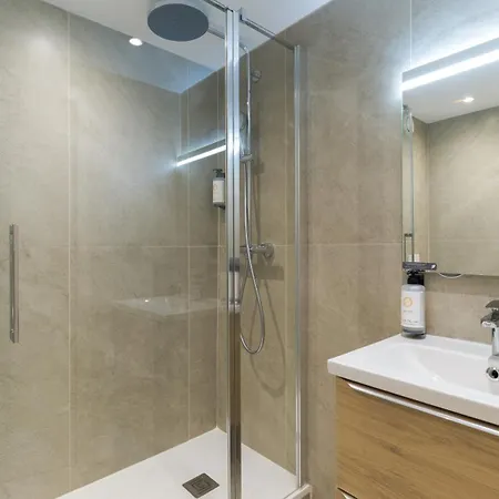 Kyriad - D'abeau Bourgoin Jallieu 3*